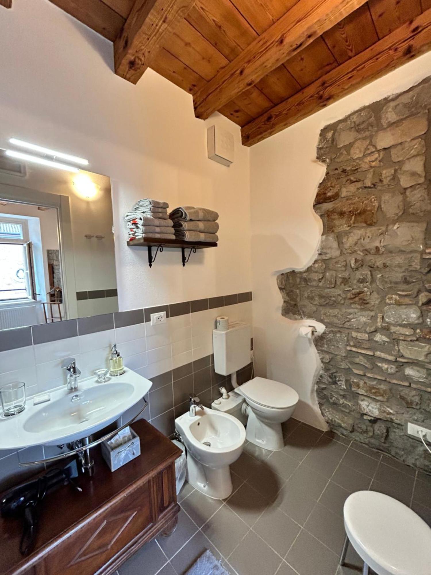 Domus Iulii Bed & Breakfast Cividale Del Friuli Luaran gambar