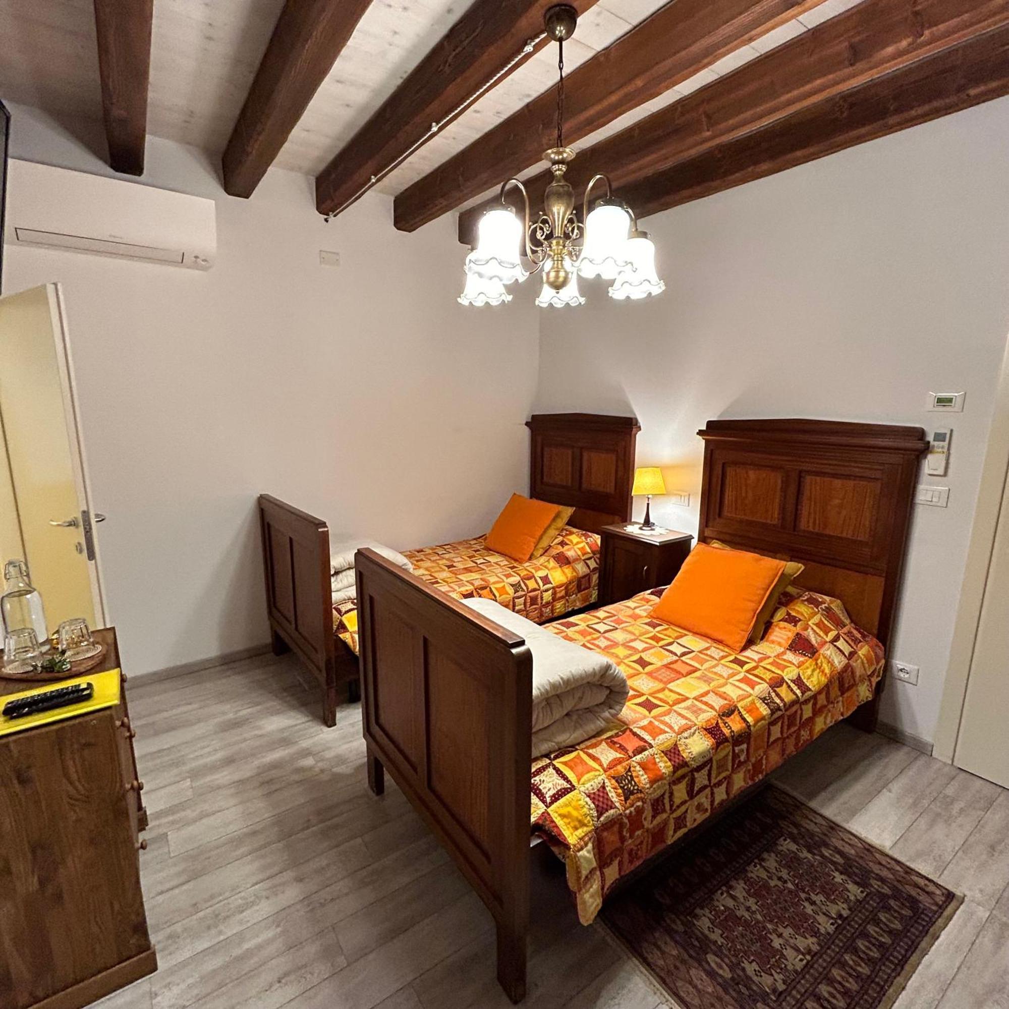 Domus Iulii Bed & Breakfast Cividale Del Friuli Luaran gambar